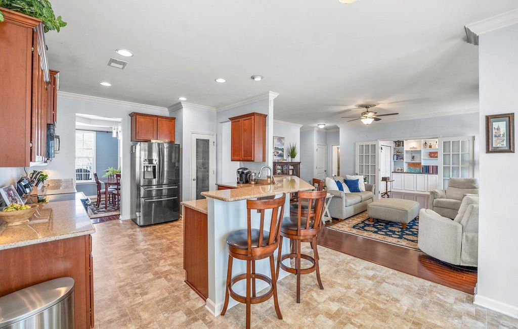 Image 24 of property listing at 17 White Pond Boulevard, Beaufort, SC 29902