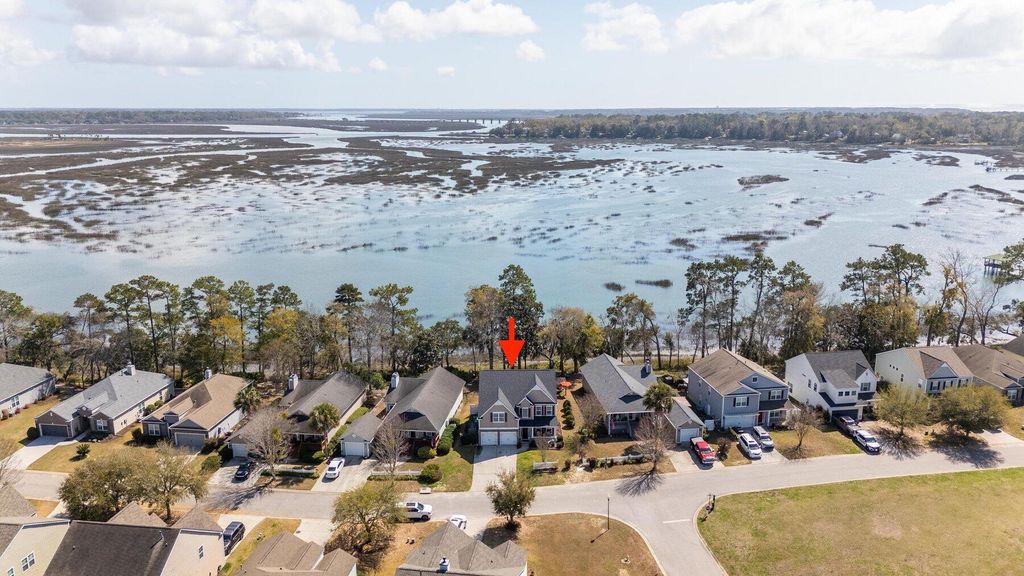 Image 55 of property listing at 17 White Pond Boulevard, Beaufort, SC 29902