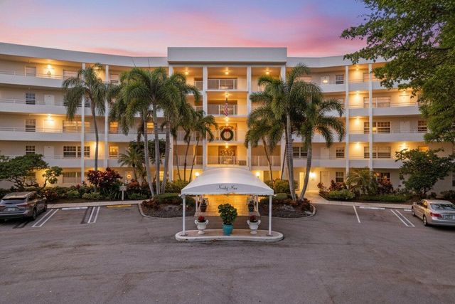 821 Cypress Boulevard 211, Pompano Beach, FL 33069