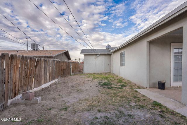 808 TALBOT Avenue, Canutillo, TX 79835