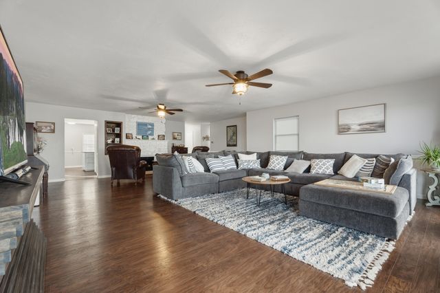 25140 S 613 Loop, Grove, OK 74344