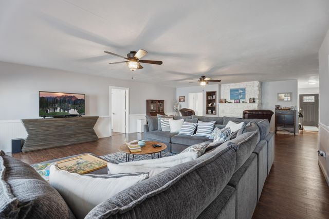 25140 S 613 Loop, Grove, OK 74344