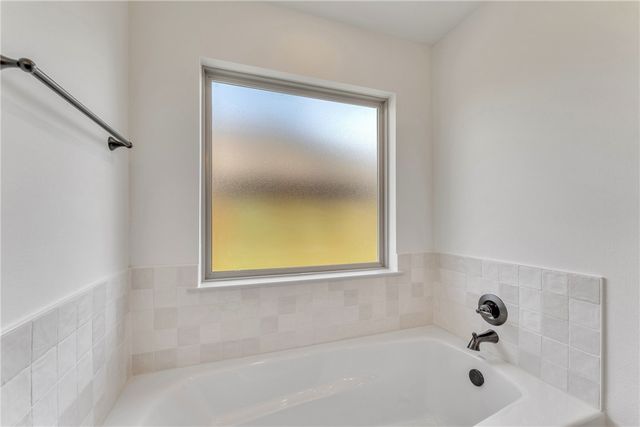 2209 S Magnificent Loop, Fayetteville, AR 72701