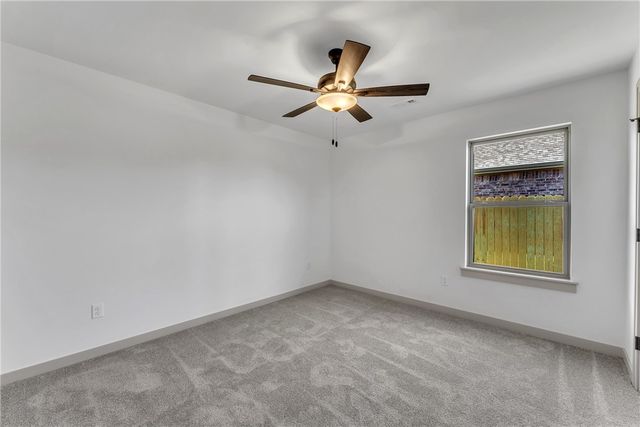 2209 S Magnificent Loop, Fayetteville, AR 72701