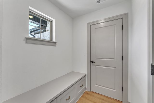 2209 S Magnificent Loop, Fayetteville, AR 72701