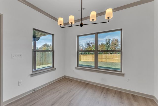 2209 S Magnificent Loop, Fayetteville, AR 72701