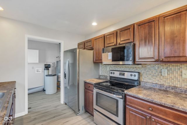 1707 Woodward Avenue, New Castle, IN 47362