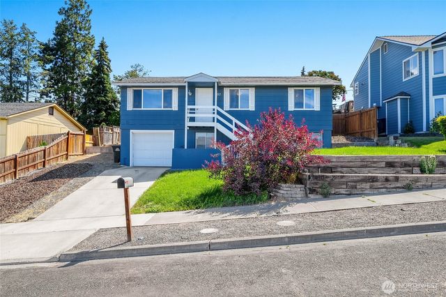 907 S Balsam Street, Moses Lake, WA 98837