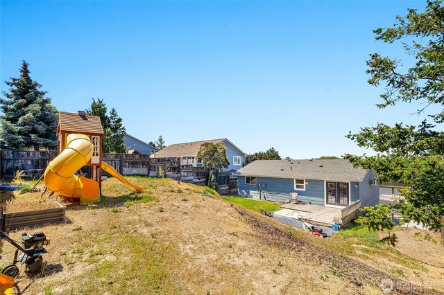 907 S Balsam Street, Moses Lake, WA 98837