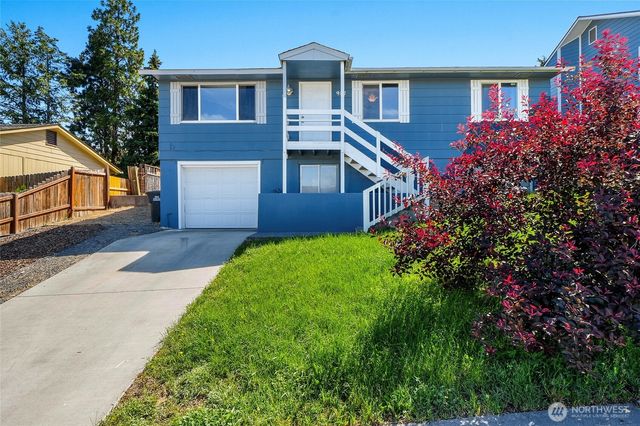 907 S Balsam Street, Moses Lake, WA 98837