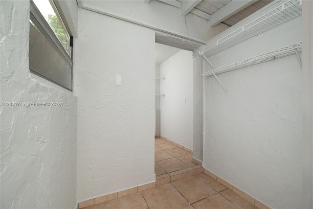 23 NW 109th Avenue 5S, Miami, FL 33172