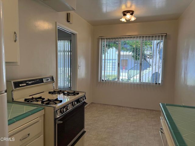 514 Linwood Avenue B, Monrovia, CA 91016
