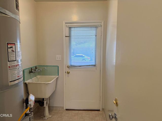 514 Linwood Avenue B, Monrovia, CA 91016