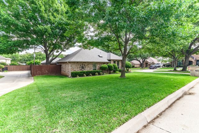1 Kimberly Court, Mansfield, TX 76063