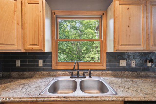 9245 Mendota Road, Mendota, VA 24270