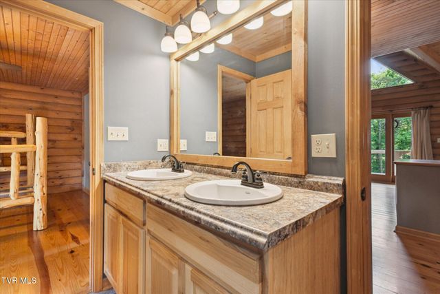 9245 Mendota Road, Mendota, VA 24270