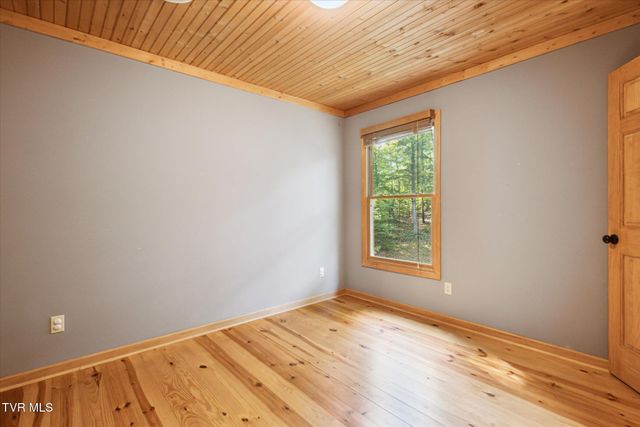 9245 Mendota Road, Mendota, VA 24270