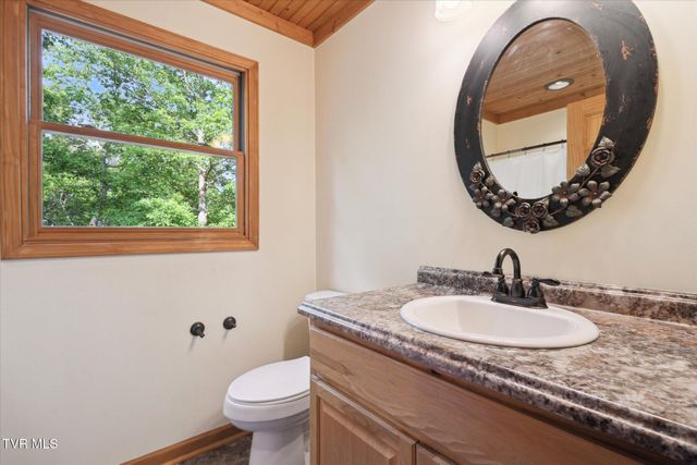 9245 Mendota Road, Mendota, VA 24270