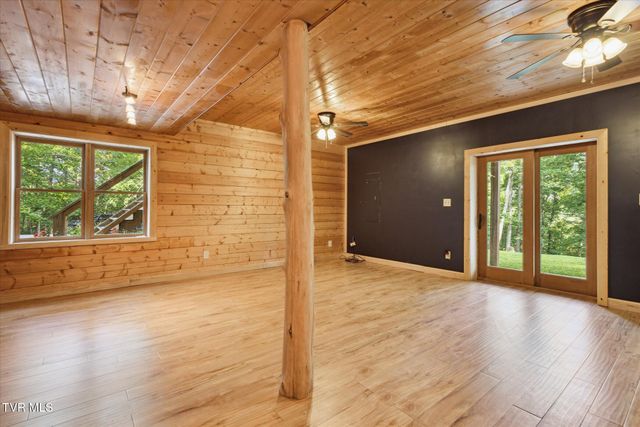 9245 Mendota Road, Mendota, VA 24270