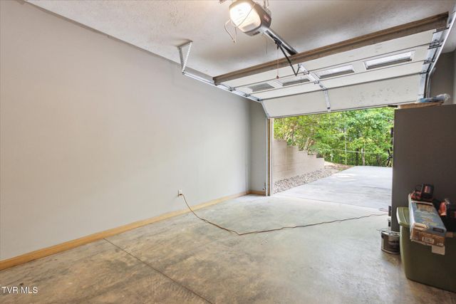 9245 Mendota Road, Mendota, VA 24270