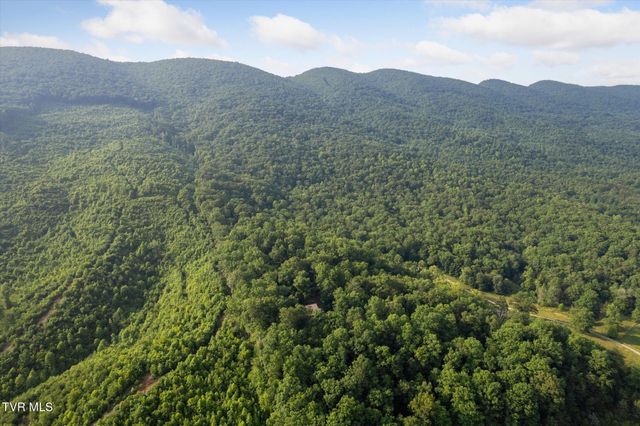 9245 Mendota Road, Mendota, VA 24270