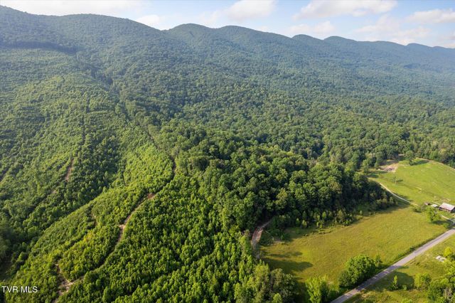 9245 Mendota Road, Mendota, VA 24270