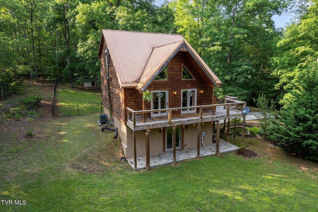 9245 Mendota Road, Mendota, VA 24270