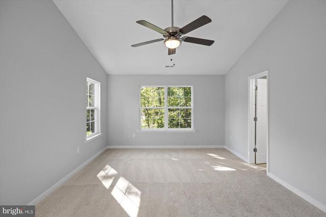 327 YORKTOWN BLVD, Locust Grove, VA 22508