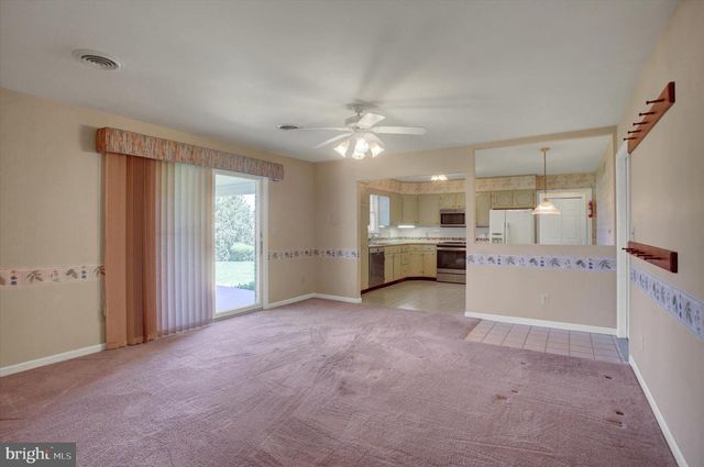 9495 HESSHIRE HILL CT, Waynesboro, PA 17268