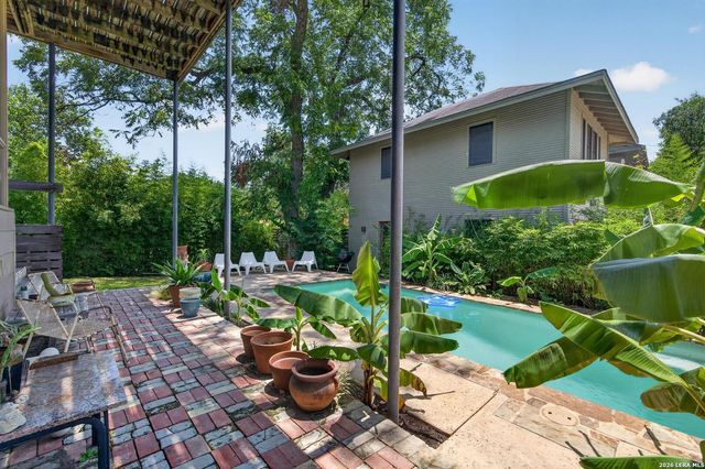 404 E Mulberry, San Antonio, TX 78212