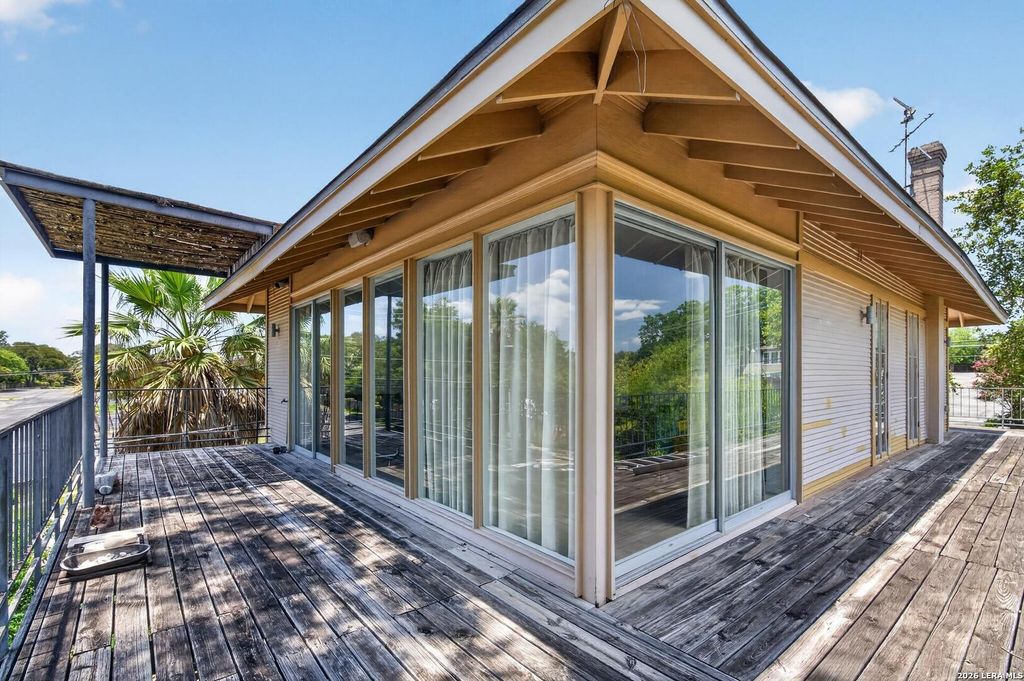 404 E Mulberry, San Antonio, TX 78212