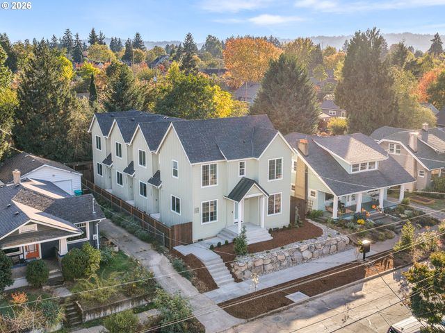2084 N Watts St 4, Portland, OR 97217