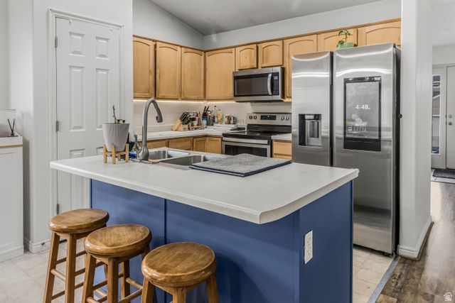 8282 S 6430 W, West Jordan, UT 84081