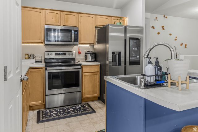 8282 S 6430 W, West Jordan, UT 84081