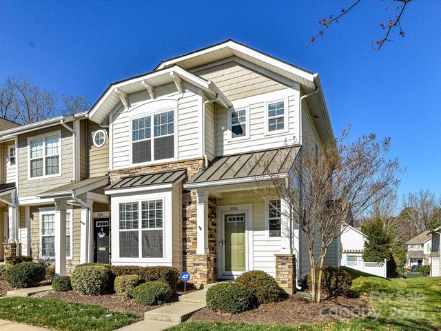 836 Gentlewinds Court, Fort Mill, SC 29708