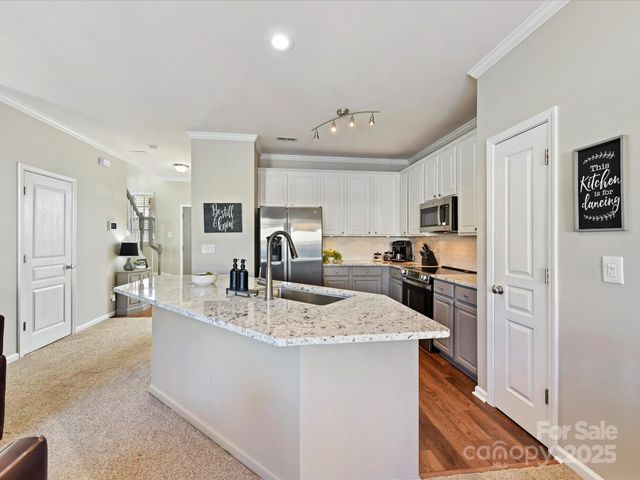 836 Gentlewinds Court, Fort Mill, SC 29708