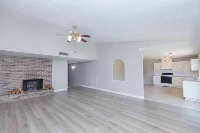 2038 Fall Meadow Drive, Missouri City, TX 77459