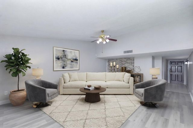 2038 Fall Meadow Drive, Missouri City, TX 77459
