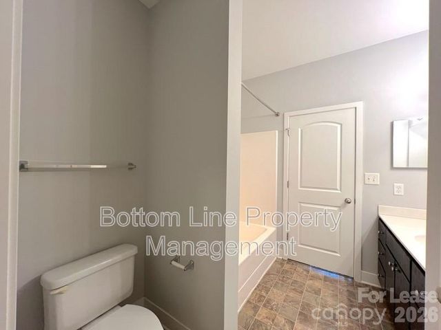 841 Seigle Point Drive, Charlotte, NC 28204