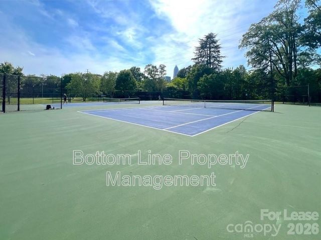 841 Seigle Point Drive, Charlotte, NC 28204