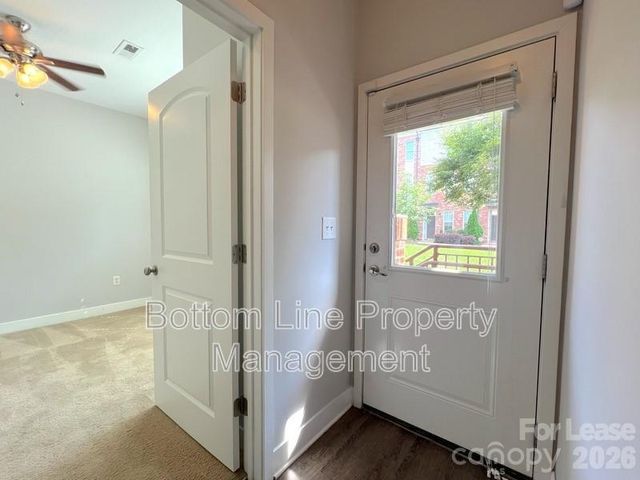 841 Seigle Point Drive, Charlotte, NC 28204