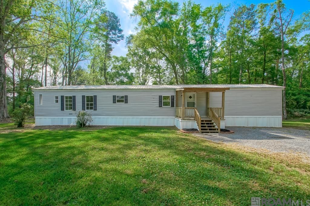 37156 Caraway Rd, Denham Springs, LA 70706