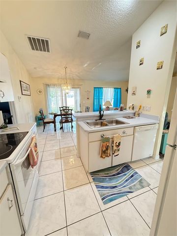 4 FERNON LANE, Palm Coast, FL 32137