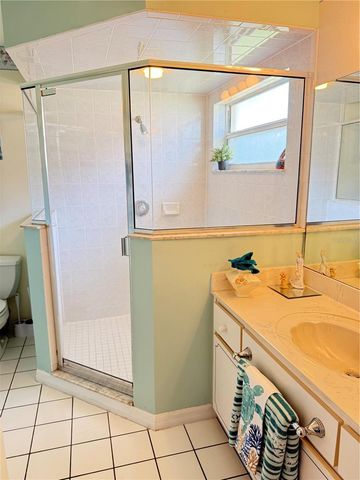 4 FERNON LANE, Palm Coast, FL 32137