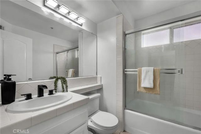 2514 Vanderbilt Lane C, Redondo Beach, CA 90278