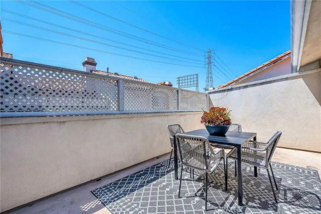 2514 Vanderbilt Lane C, Redondo Beach, CA 90278