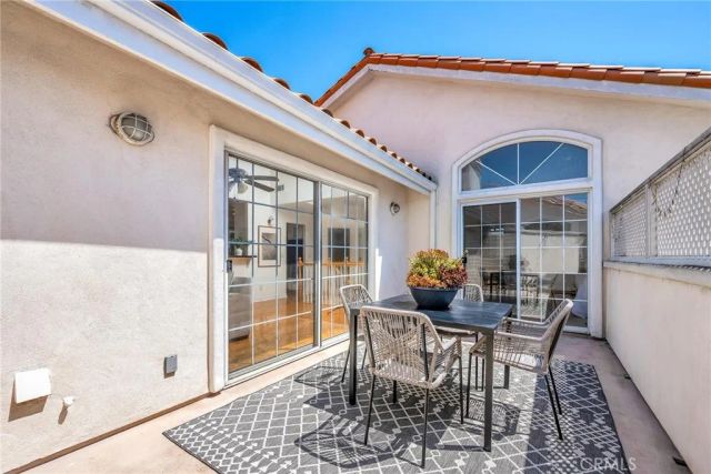 2514 Vanderbilt Lane C, Redondo Beach, CA 90278