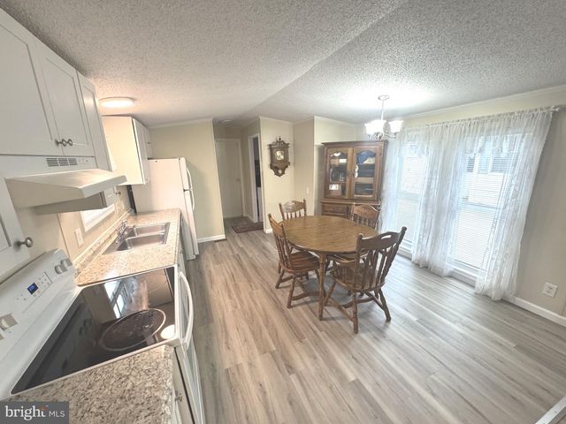 306 JOAN DR, Bear, DE 19701