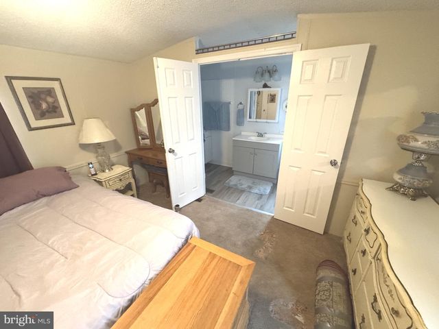 306 JOAN DR, Bear, DE 19701