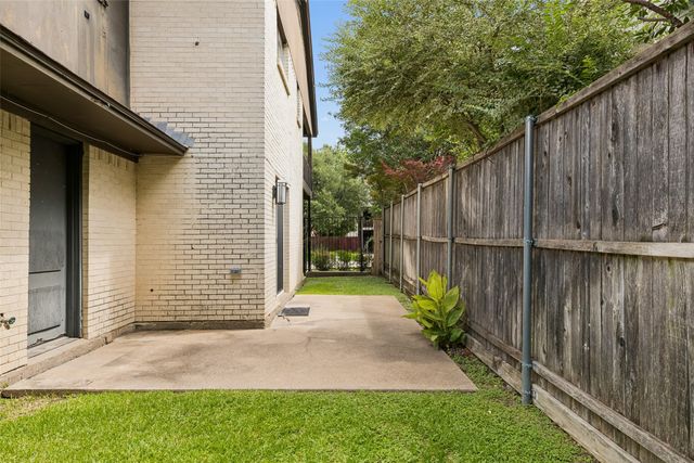 4962 Thunder Road, Dallas, TX 75244